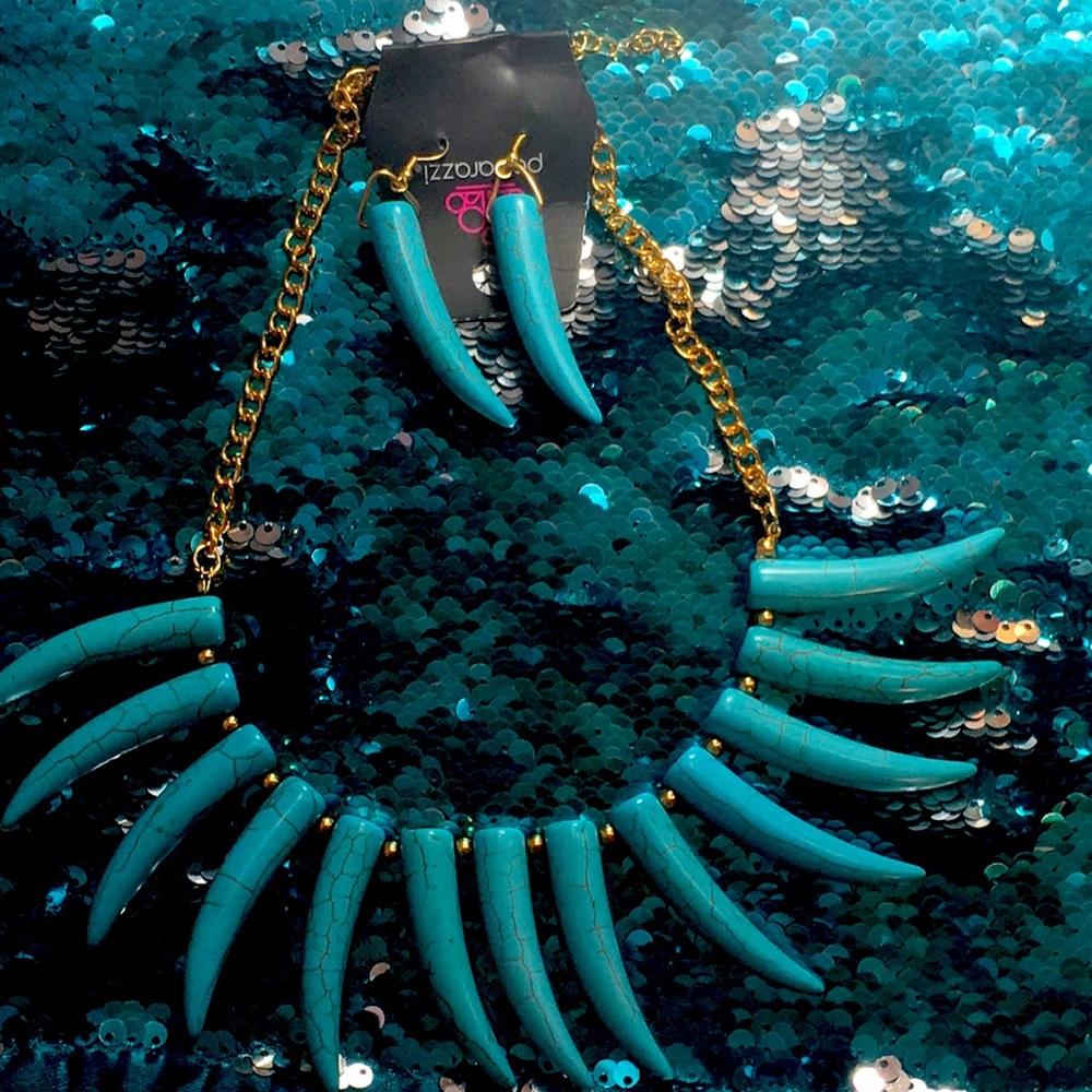 Paparazzi jewelry set